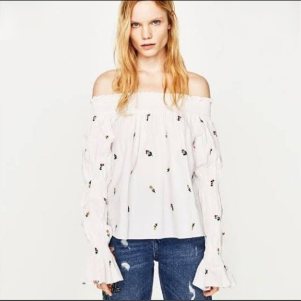 Zara Bare Shoulder Body Embroidered Top, Small